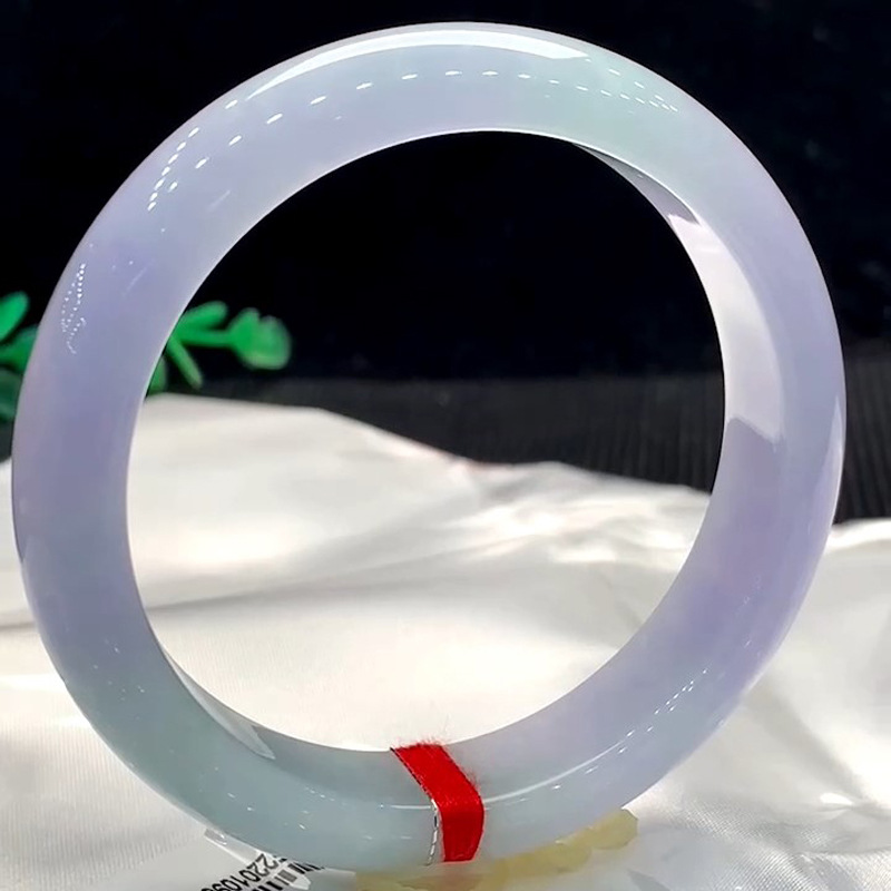 Natural bracelet, ice-like tex - đánh giá và giá Lighting