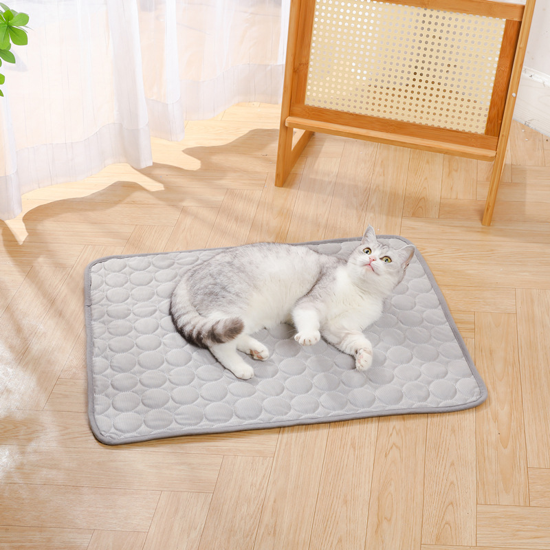 Pet Cooling Mat for Dogs Cats  - đánh giá và giá Cooling Blanket Hot Sleepers
