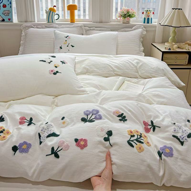 Aesthetic Floral Embroidery Du - đánh giá và giá Aesthetic Floral Duvet Cover